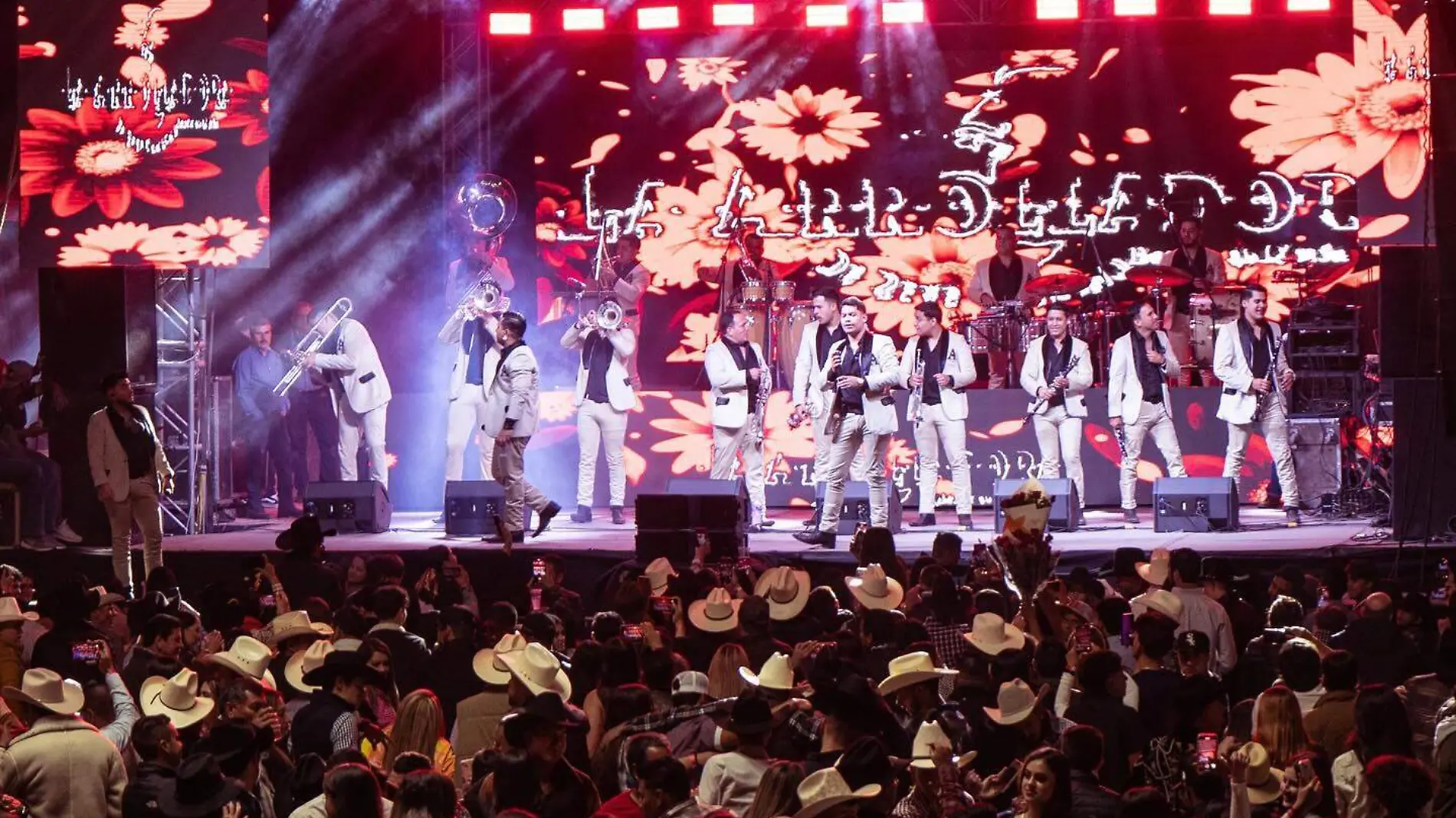 Arrolladora Banda El Limón